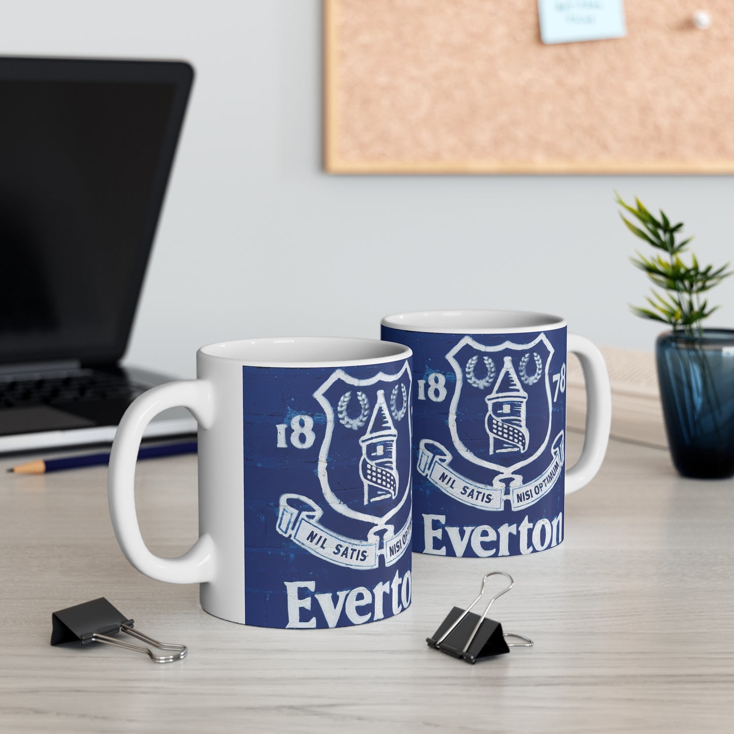 Classic Everton Badge Mug